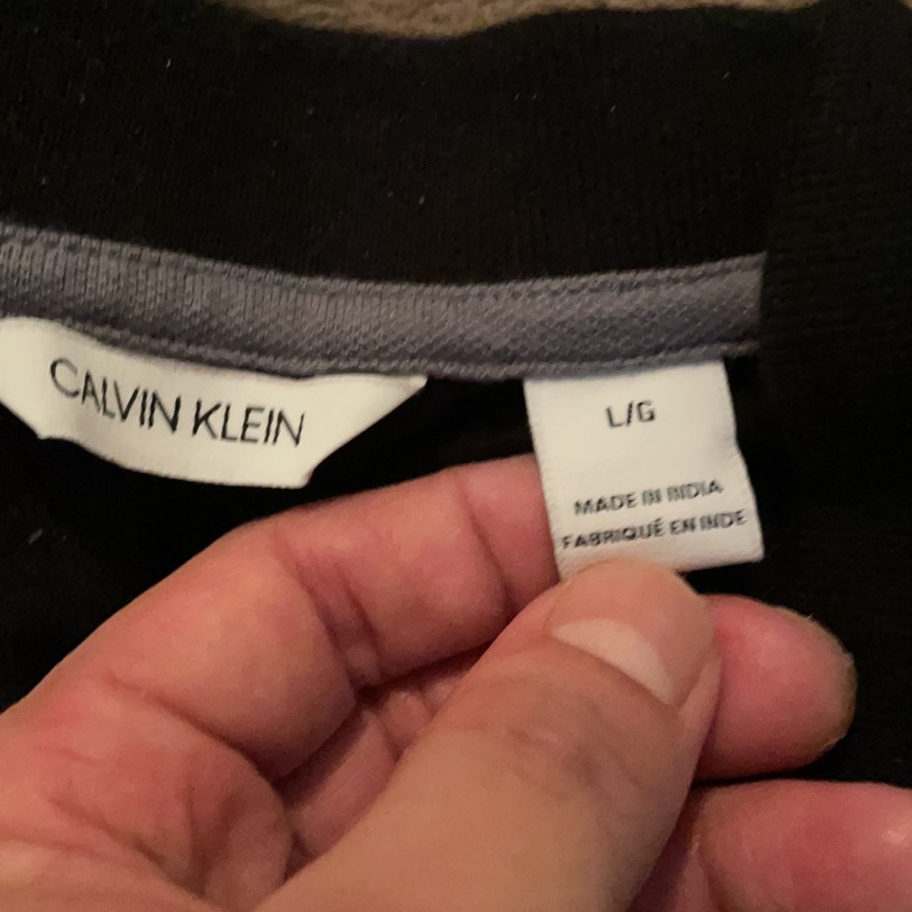 Calvin Klein - Picture 3 of 3
